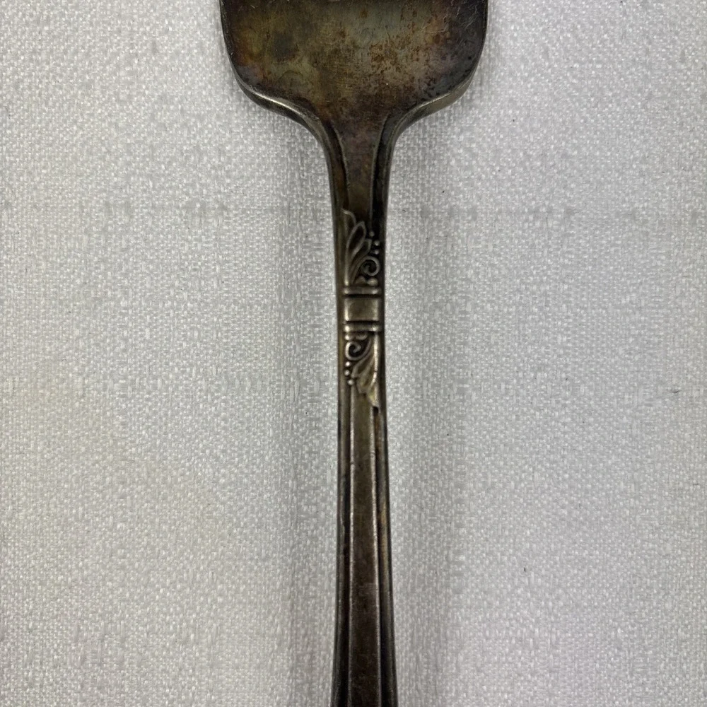 Vintage International‎ Silver Stratford Plate STARLIGHT Serving Fork